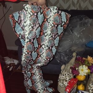 Stylish Over the Knee Snake Print Boots
